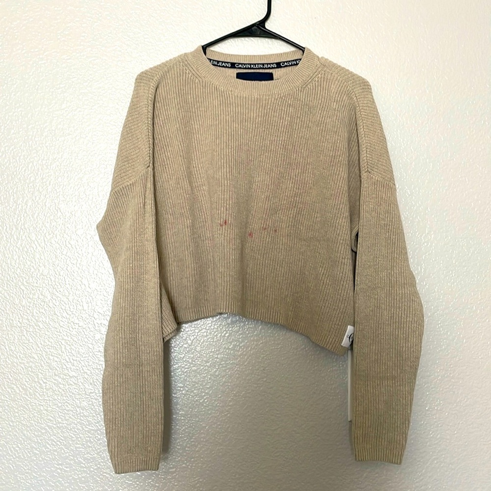 Calvin Klein

Size: Small-Medium
Good Condition
Final Sale